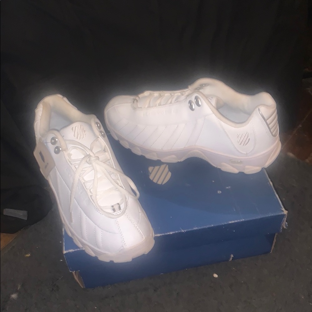 K-Swiss White Athletic Shoes